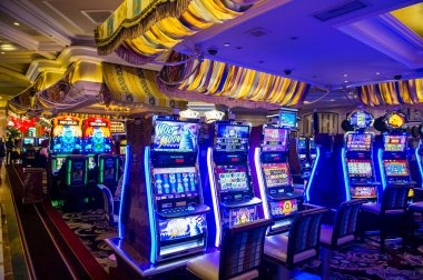 spadegaming demo live-dealer blackjack studio with professional croupier